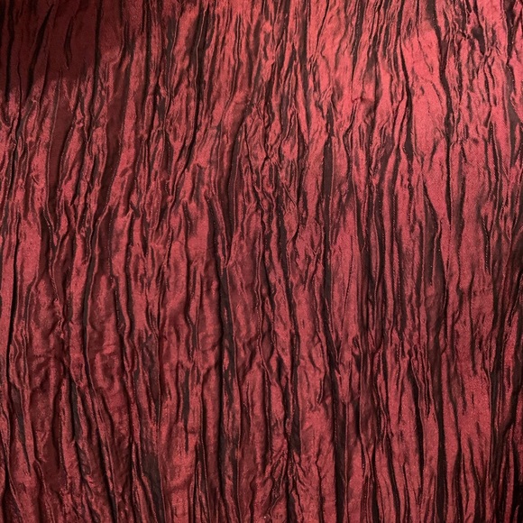 Burgundy strapless formal gown with train. 49 inches long, petite (size 8) - Picture 5 of 5